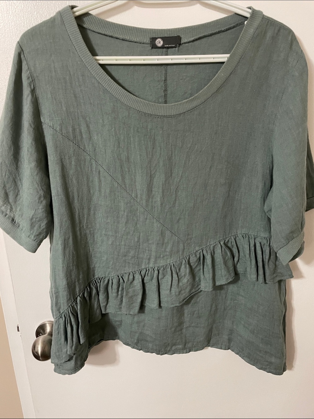 M Made in Italy Sage Green Linen Top with Ruffle Size Small